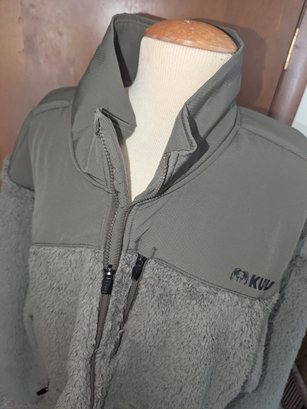 KUUA Mens Olive Gray Sherpa Fleece Jacket